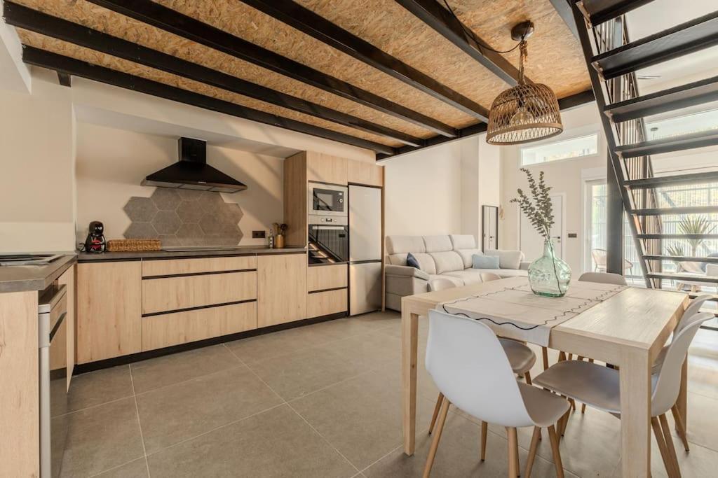La Suite Mediterranea - Housevanlive Valenza Esterno foto